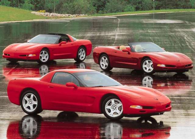 1997_Chevrolet-Corvette_C5