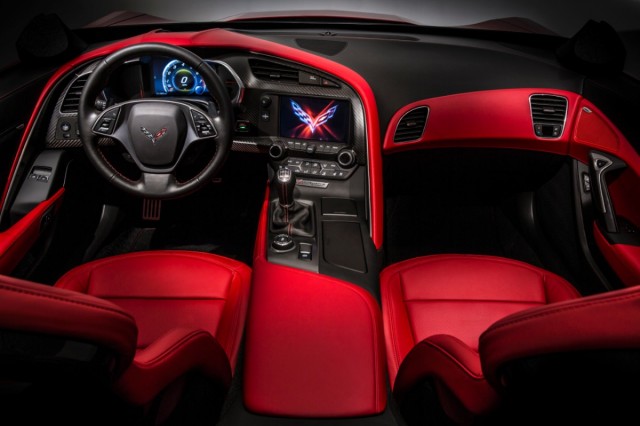 2014-Chevrolet-Corvette interior