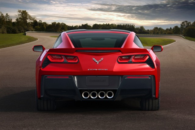2014-Chevrolet-Corvette spate