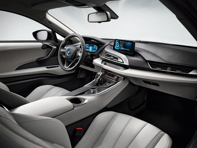 BMW_i8_small_800x600 (1)