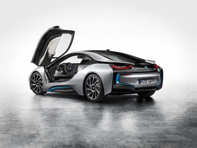 BMW_i8_small_800x600