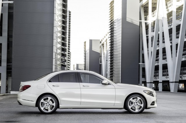 Mercedes-Benz C 250 BlueTEC, Avantgarde, Diamantweiss metallic,