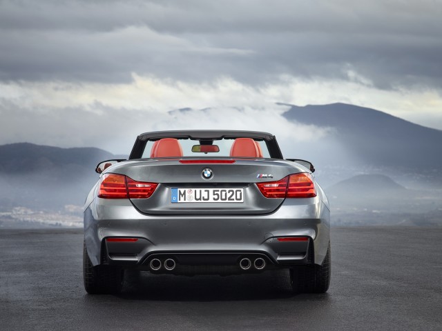 M4_Cabriolet_medium_1600x1199 (2)