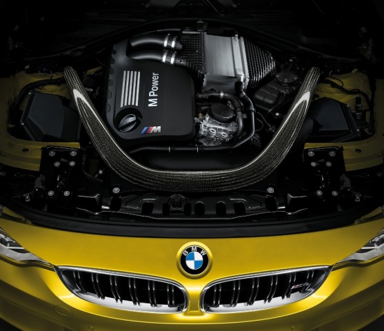 BMW_M4_medium_1600x1378