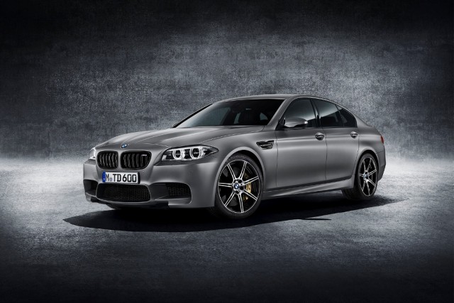 BMW_M5_30_Jahre_medium_1600x1068 (2)