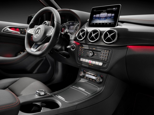 Mercedes-Benz Clasa B - interior