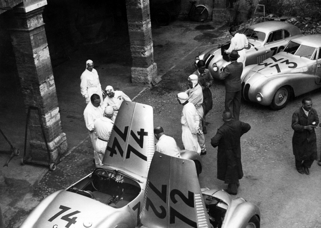 BMW drivers' paddock during Mille Miglia Grand Prix in Brescia, 1940 (03/2010)